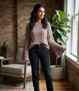 🌸 Cozy Bell Sleeve Knit Sweater