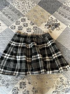 URBANIC Plaid Pleated Mini Skirt Size S