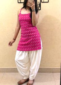 Beautiful magenta short Kurti