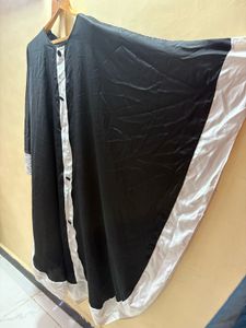 Elegant Black &amp; White Flowy imported abaya