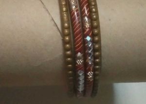 Lakh Mustard &amp; Maroon Mirror Work Set of Bangles