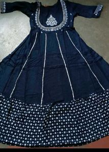 Stylish Embroidered Anarkali Kurta