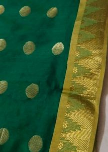 Elegant Silk Saree with Gold Motifs