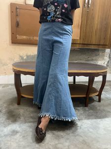 Wide leg jeans