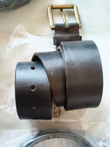 Classic Leather Belt with Gold Buckle