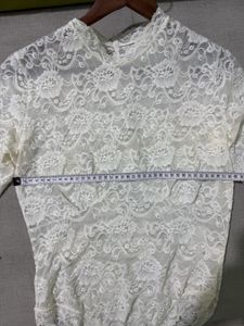 Elegant White Lace Long Sleeve Top