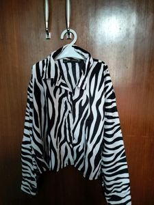 Zara Crop SHIRT