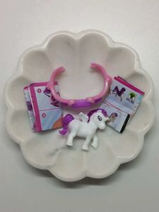 Unicorn with Bracelet Kinder Joy Toy