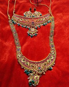 Stunning Indian Bridal Jewellery Set