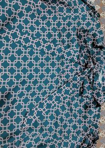 Stylish Teal &amp; Pink Chain Print Top