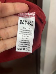 Here And Now Rust Color T Shirt L Size