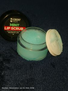 L'BERT Mint Lip Scrub