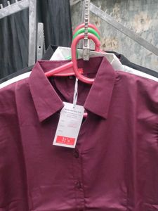 Burgundy 3/4 Sleeve Shirt
