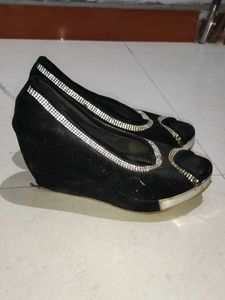 last Price 👠Black High Heels Belly👠