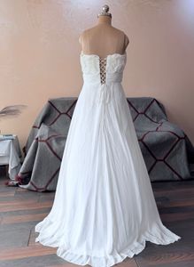 Elegant White Strapless Gown