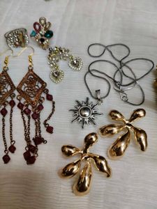 Assorted / Mystery jewellery jars