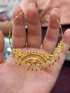 Elegant Gold Nath with Pearls &amp; Red Stones
