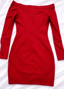Red Off-Shoulder Long Sleeve Dress