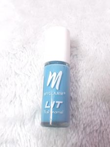 MyGlamm LIT Nail Enamel - Bold Glamm - Bad Romance