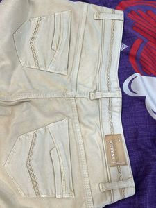 Women's Beige Cropped Pants