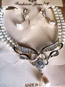 New Pearl and Stone Studded Necklace Set