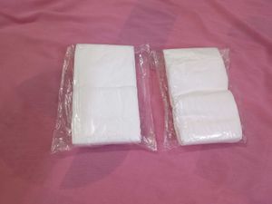 ✨ Pack of 2 White Face Tissues ✨