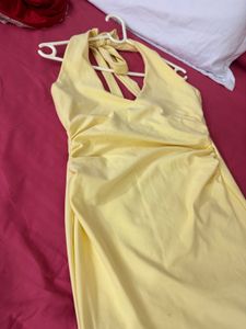 Chic Yellow Halter Dress
