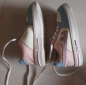 Kids 7-7.5 years Girls Sneakers