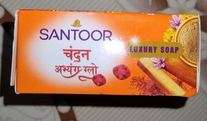 Santoor Chandan abhyang glow Soap