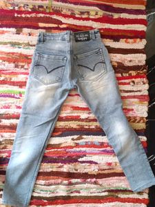 Light Blue Jeans Without Button At Low Price