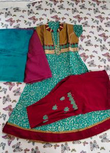 Teal Kurta Set with Embellished Pants