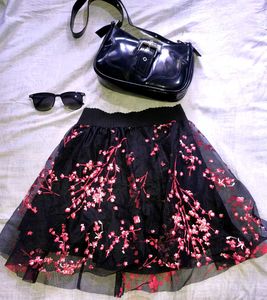 Chic Black Floral Skirt with inside pants