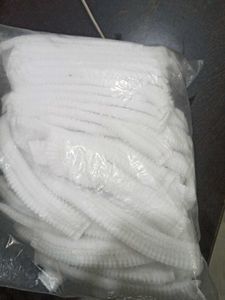 Themisto Disposable Bouffant Caps - 80 Pack