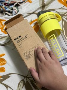 Nuuk Krush Go Jar Water Bottle - Yuzu Yellow