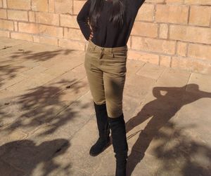 Brown High-Waisted Skinny Jeans