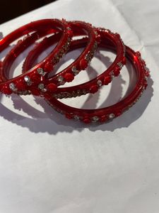 Very pretty red kade