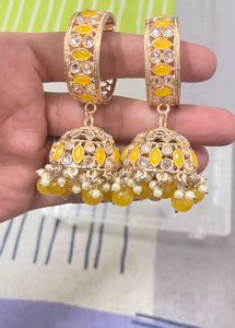 Women Beautiful Jhumka Earrings