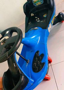 Kids Ride-On Swing Car