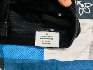 Black Straight Fit Jeans