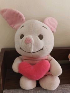 Electronic Winnie the pooh and plush piglet