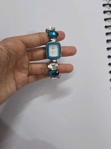 Jennie inspired Retro luxury Elegant Wrist Watch