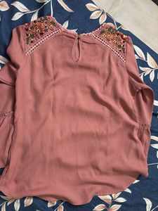 Pretty Pink Top 💕🎀