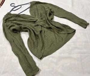 🎉Buy1 Get1 Free🎉 Forever21 Twist Sweater I