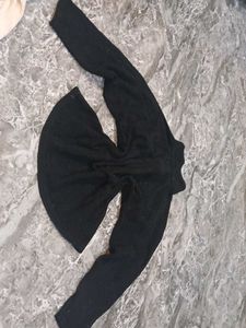 🖤a black hoodie🖤