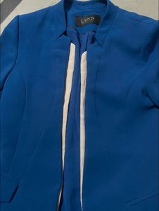 Stylish Blue Blazer