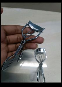 Brand New Eyelashes Curler..