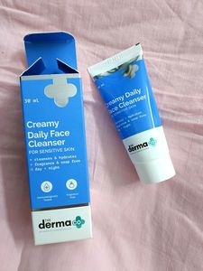 The Derma Co Creamy Daily Face Cleanser