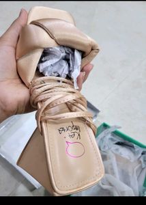 SALE- Branded New Party Heels with bo