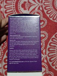 derma co vitamin face brightening serum