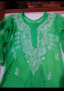 Chiknkri Kurti
